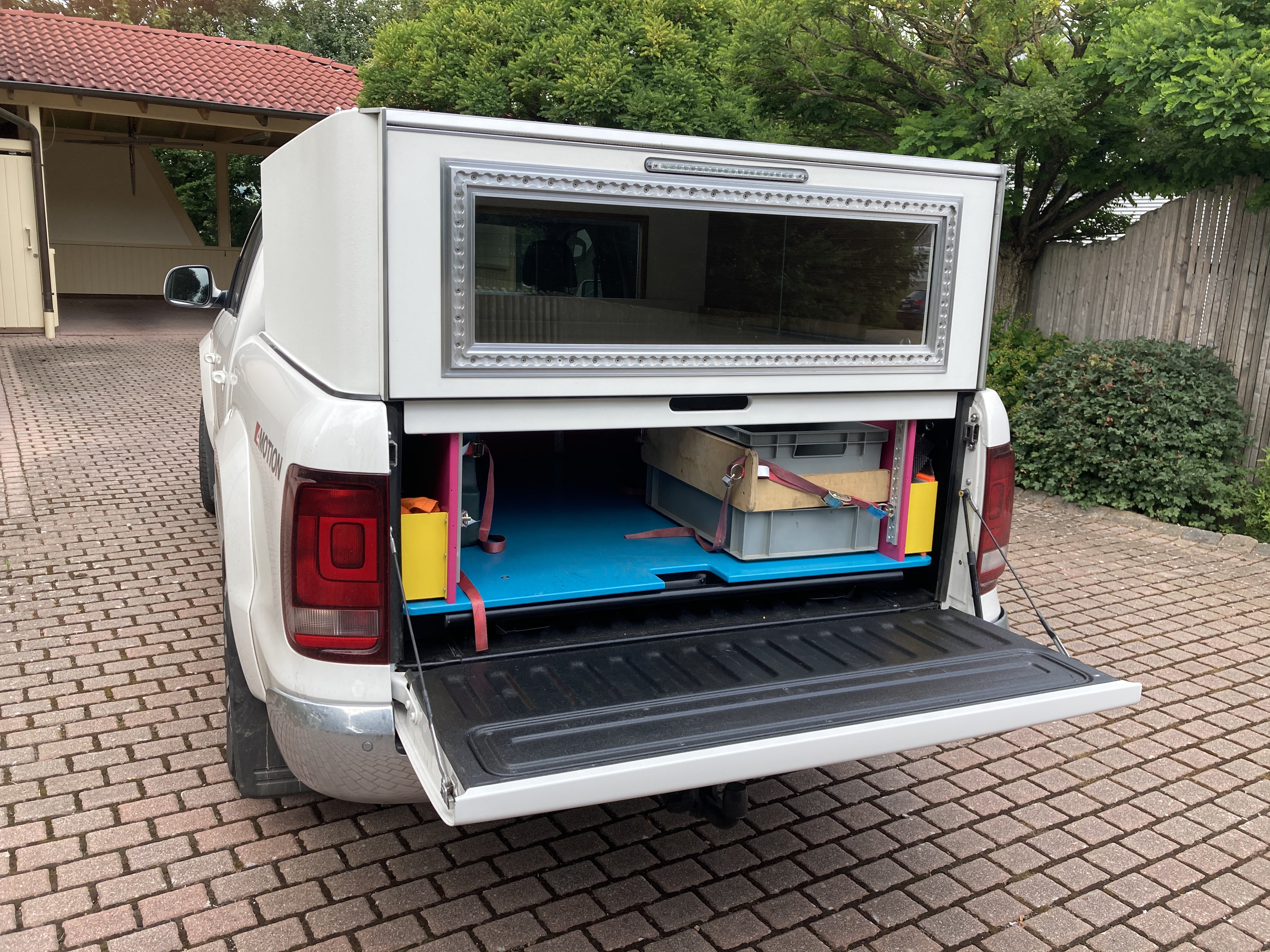 AMAROK.Hardtop08.jpg